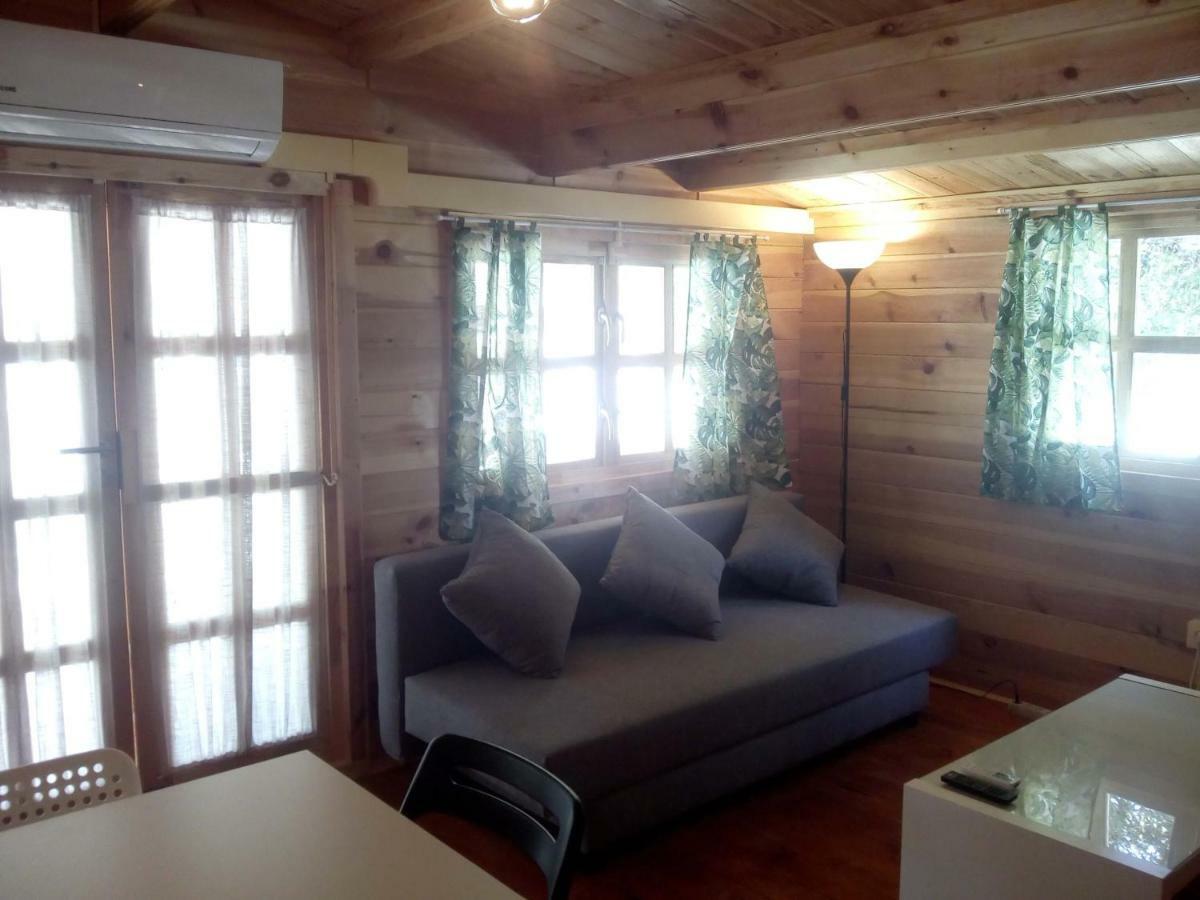 Camping La Pedrera Bigastro ภายนอก รูปภาพ